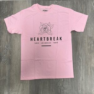 NWOT Men’s SameGang Pink Heartbreak T-Shirt Size Medium